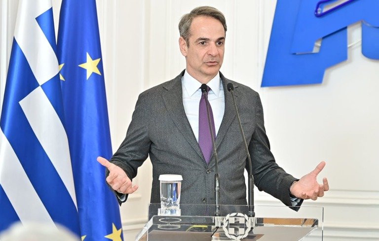 Μητσοτάκης: Καλώ τους ευεργέτες να σταθούν στο ύψος των περιστάσεων και να επιστρέψουν ένα μέρος του πλούτου τους στην πατρίδα τους