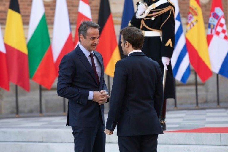 Τηλεφωνική επικοινωνία του Κυριάκου Μητσοτάκη με τον Εμανουέλ Μακρόν για Ιράν και Κύπρο