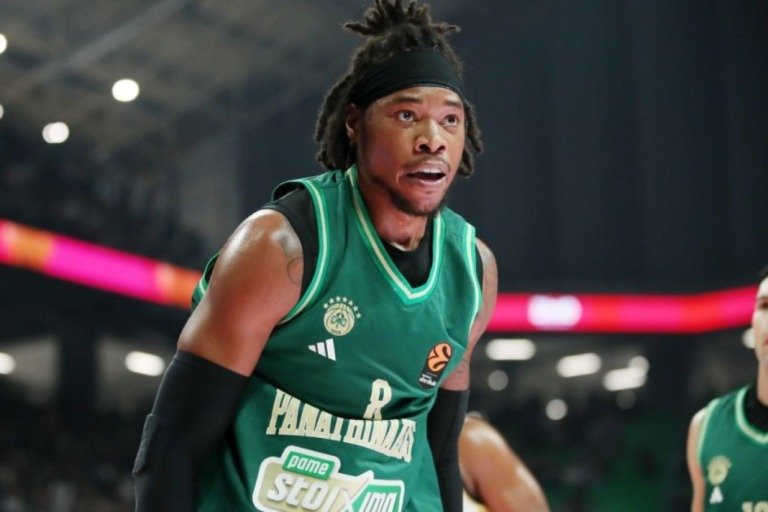 Με Χολμς στο ΣΕΦ ο Παναθηναϊκός, εκτός ο Σαμοντούροφ