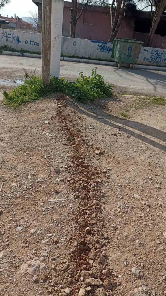 Police in the inner area of Fyli: 1,650 meters of cables for electricity theft, waste of tons of water, road occupation, 12 arrests (videos-photos)