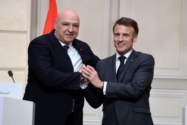 Μακρόν: Η Γαλλία θα στείλει τεθωρακισμένα οχήματα στον Λίβανο