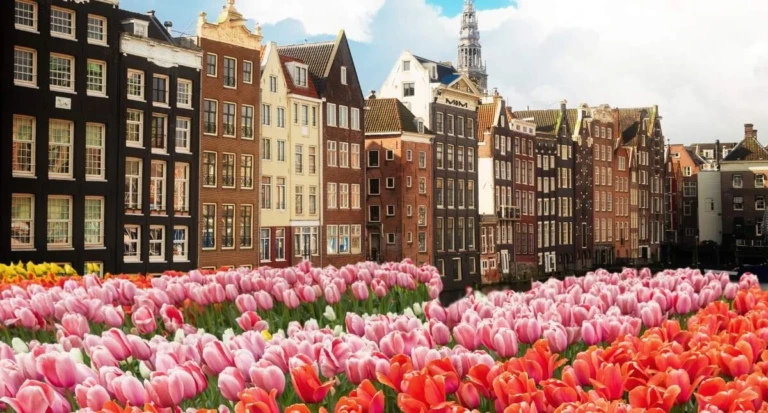Άμστερνταμ: Γιατί η άνοιξη θεωρείται η καλύτερη εποχή για να το επισκεφθείτε
