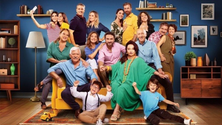 Το σόι σου – επόμενα επεισόδια: Η Αντωνία αναλαμβάνει καμπάνια για την υγεία και οι Τριαντάφυλλοι τα κάνουν «μαντάρα»