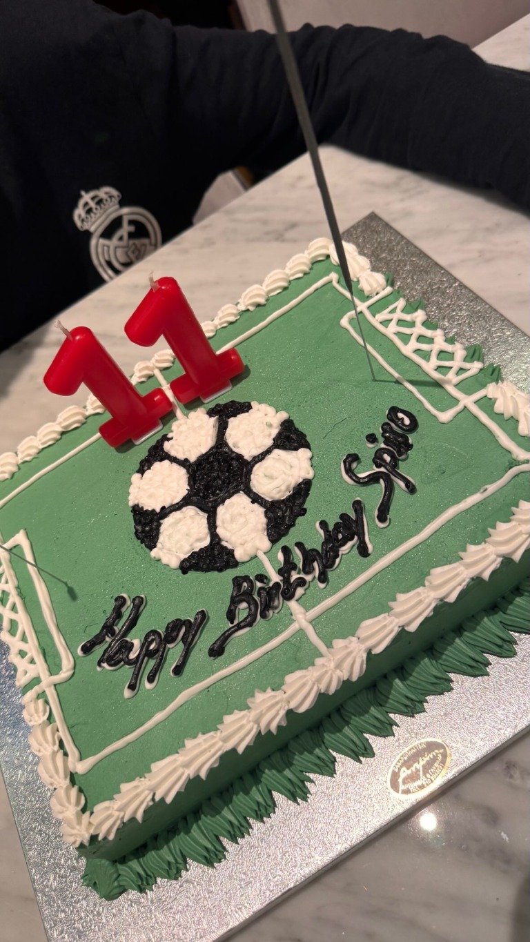 Μαριέττα Χρουσαλά: Γενέθλια για τον γιο της, Σπύρο και τη μητέρα της, Αγλαΐα – Φωτογραφίες