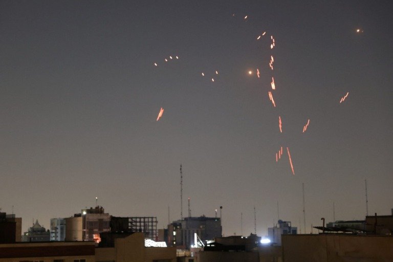 Το αμερικανικό Πεντάγωνο διαψεύδει τα περί κατάρριψης μαχητικού αεροσκάφους