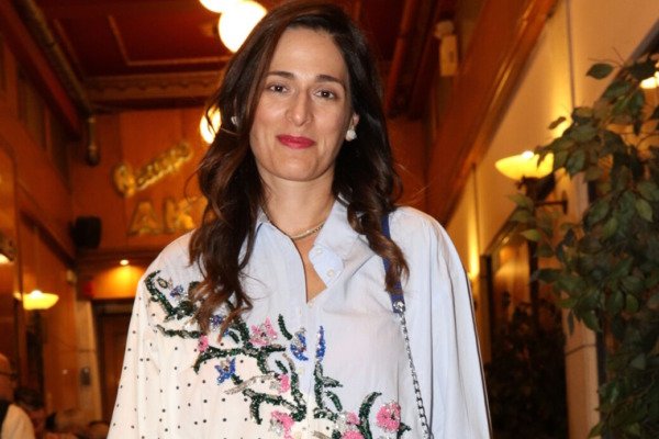 Βερόνικα Δαβάκη: Σήμερα όλοι μας είμαστε αυστηροί κριτές, επί παντός επιστητού, είμαστε έτοιμοι να καταδικάσουμε