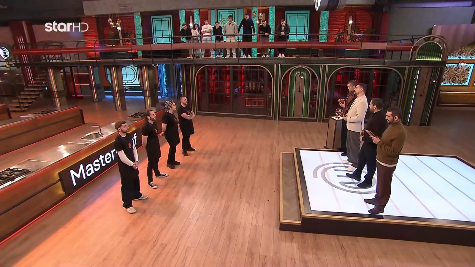 MasterChef: Αν και δεν κρέμασε την μαύρη ποδιά, ανέβηκε… ξενερωμένος στον εξώστη: «Δεν ‘πα να μου βάλεις και 10, τώρα, ρε φίλε;»