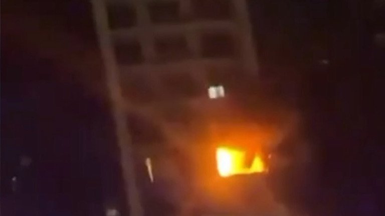 Μπαχρέιν: Χτυπήθηκαν δύο ξενοδοχεία από επιδρομή του Ιράν